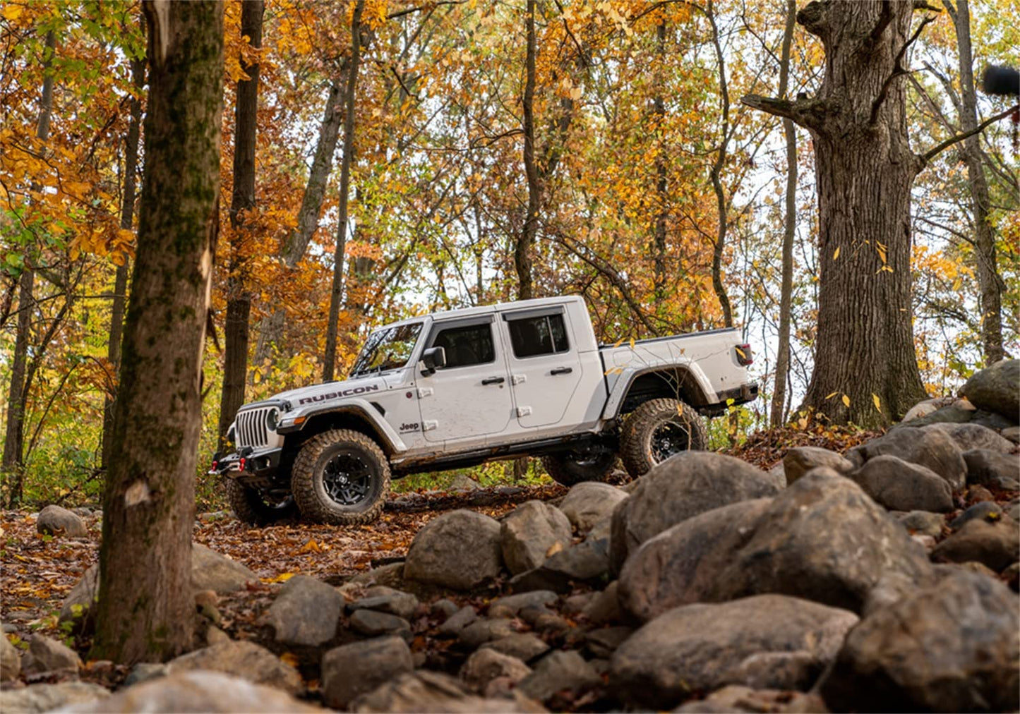 N-Fab Trail Sliders for Jeep Gladiator JT | Cab Length, Heavy Duty 2" Tubing, Textured Black | TSJ194-TX | Fits 2020-2024 Jeep Gladiator (JT) 4 Door All Beds, SRW Gas